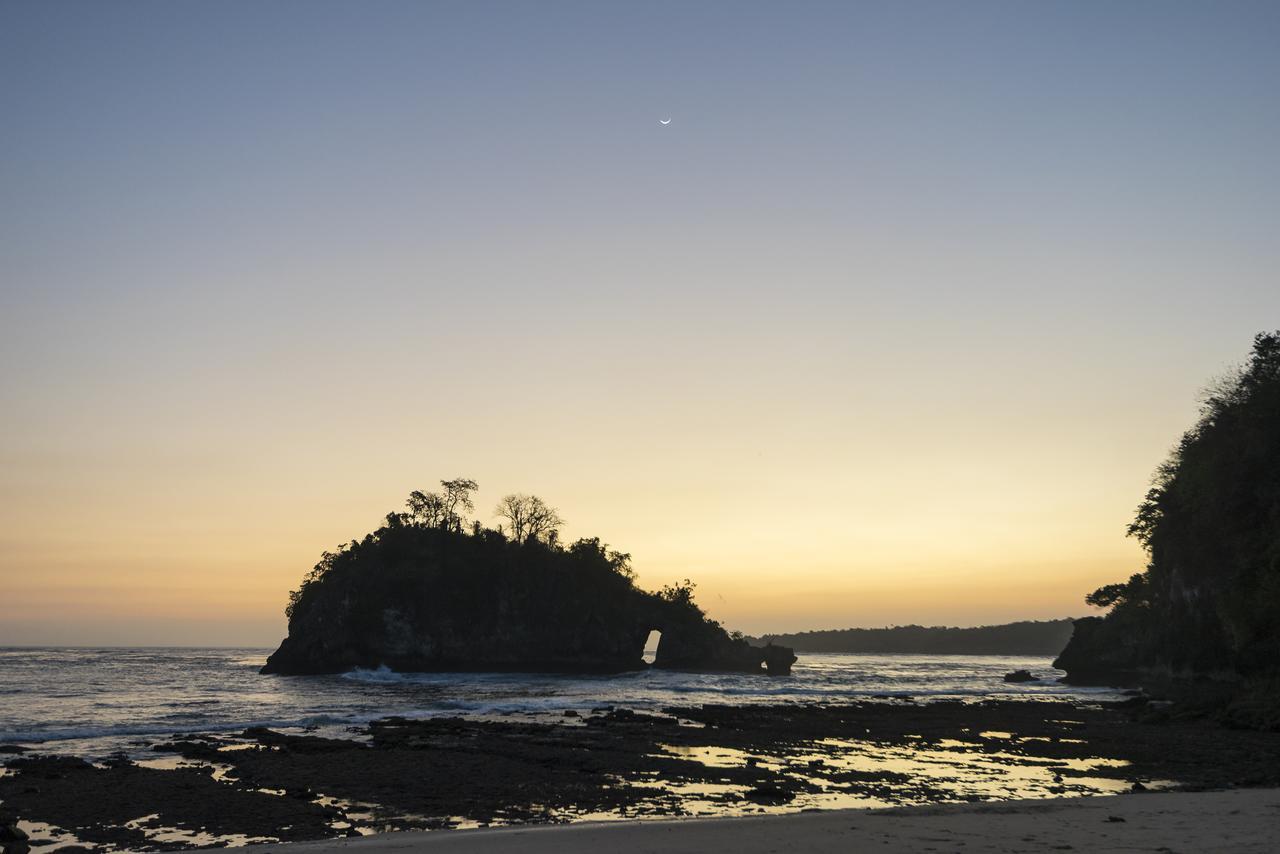 Semabu Hills Hotel Nusa Penida Toyapakeh Экстерьер фото